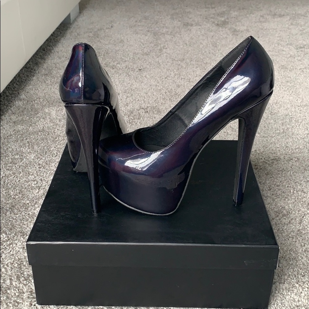 Jennifer Chou stilletos